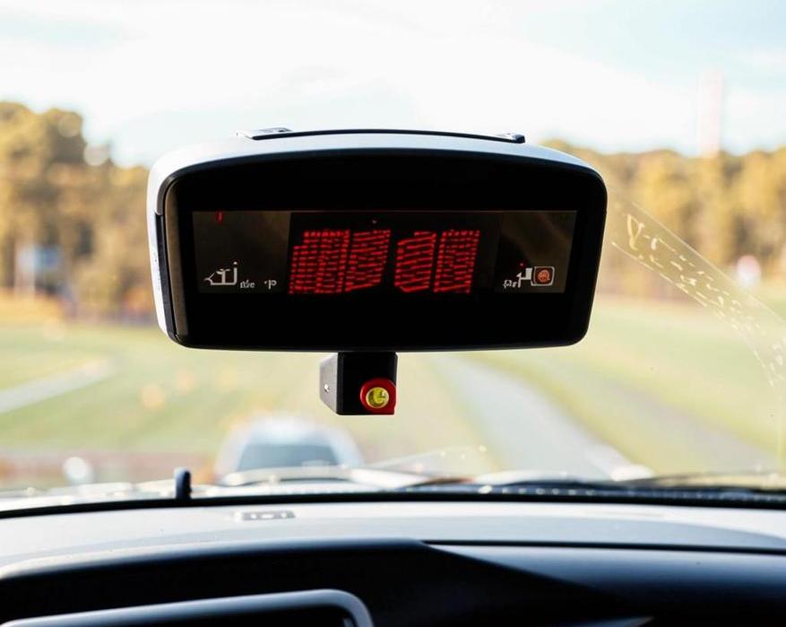 Выбираем автомобильный сигнатурный радар-детектор с обновляемой GPS-базой / Подборки товаров с Aliexpress и не только / iXBT Live